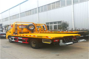 烟台附近拖车救援搭电